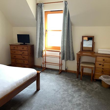 פורט ויליאם Nevis Croft Apartment 3 מראה חיצוני תמונה
