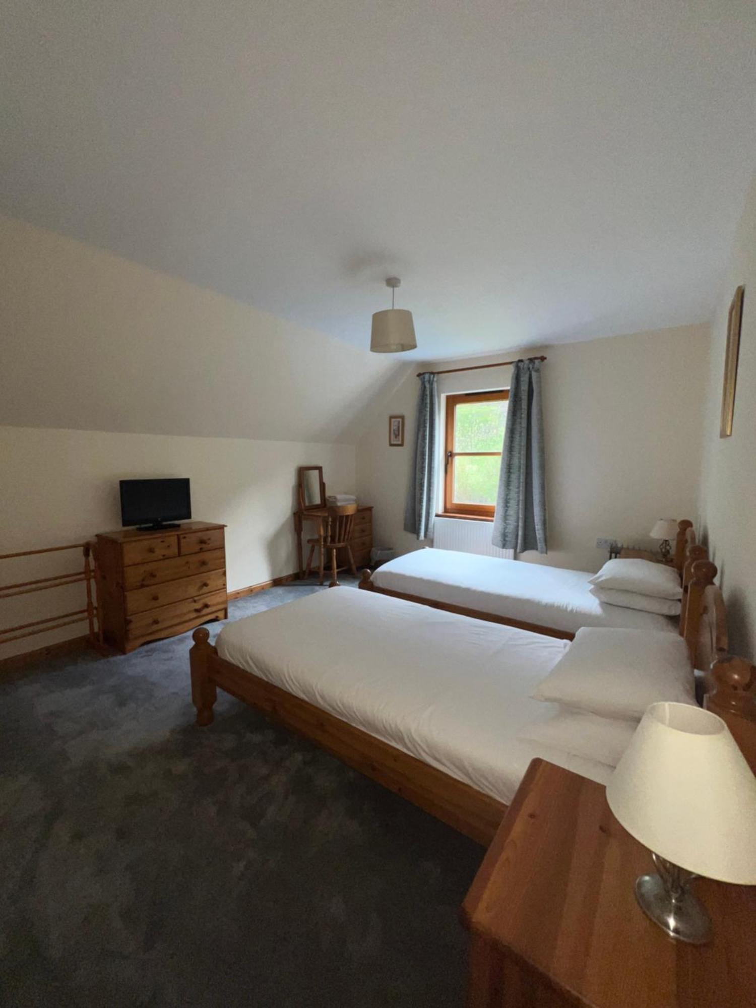 פורט ויליאם Nevis Croft Apartment 3 מראה חיצוני תמונה